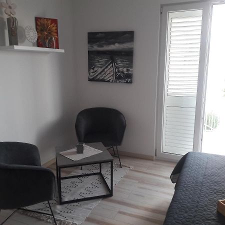 Apartment Tea Primošten Εξωτερικό φωτογραφία
