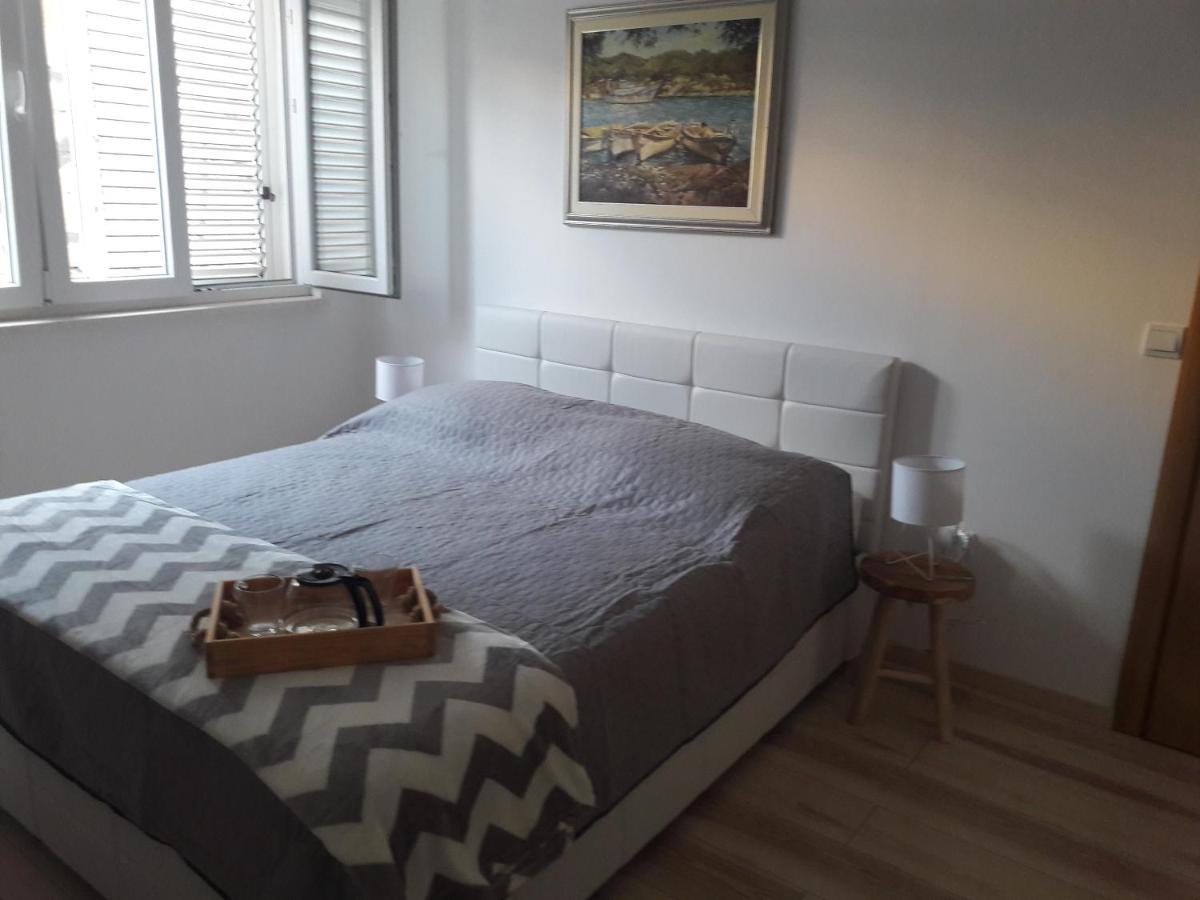 Apartment Tea Primošten Εξωτερικό φωτογραφία