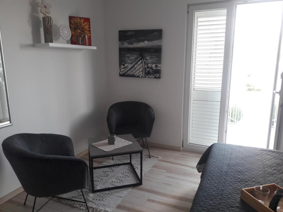 Apartment Tea Primošten Εξωτερικό φωτογραφία