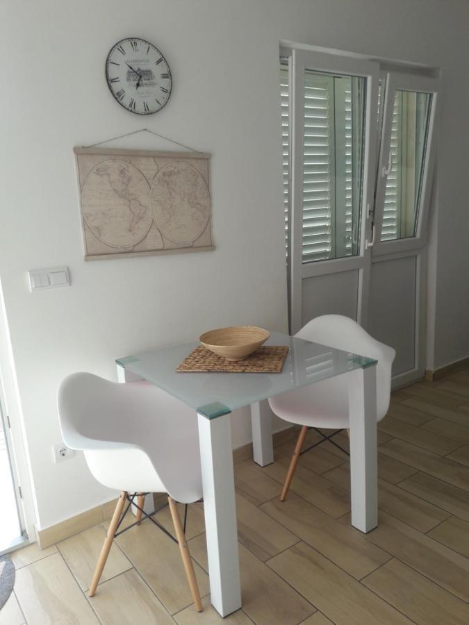 Apartment Tea Primošten Εξωτερικό φωτογραφία